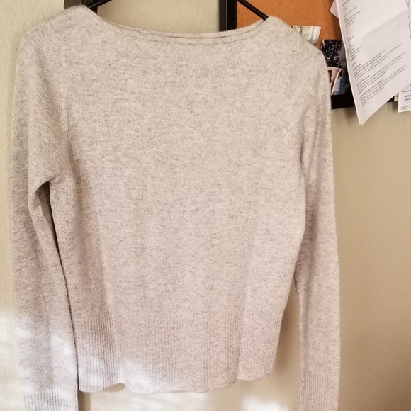 Valarie Seperates Sweaters - Cashmere Gray Long Sleeve Sweater